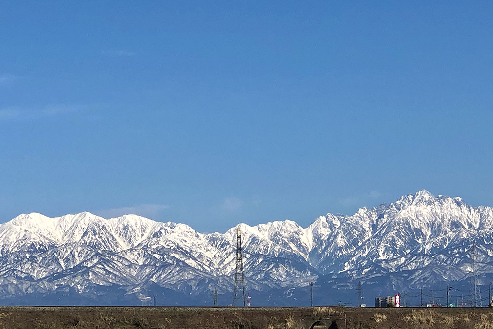 晴天の立山連峰